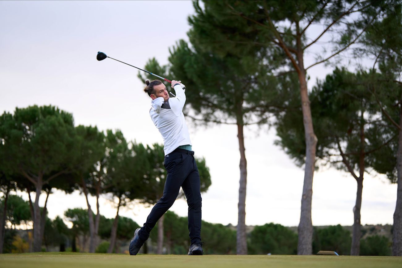 Gareth Bale Playing Golf