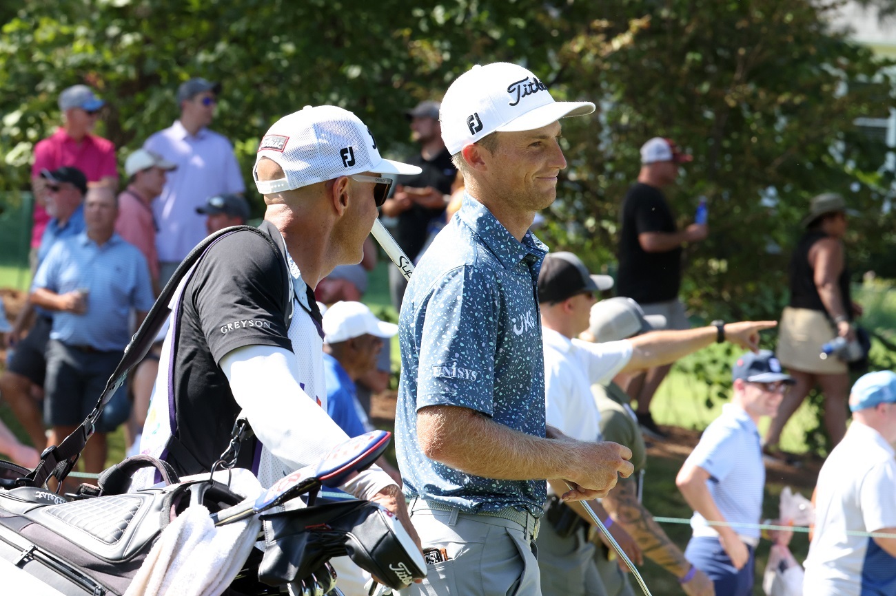 Who is the caddie for Will Zalatoris?