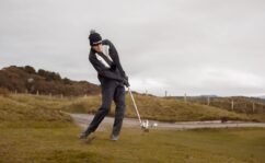 Winter golf