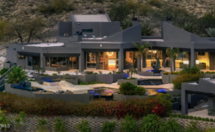LIV golfer mansion