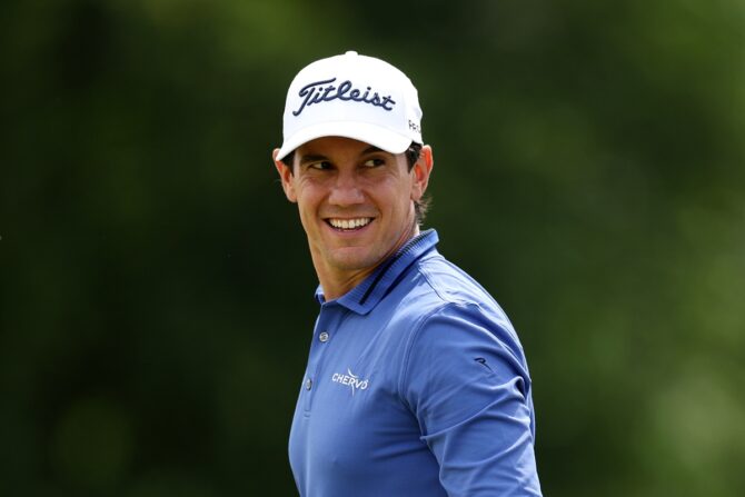 Matteo Manassero swing