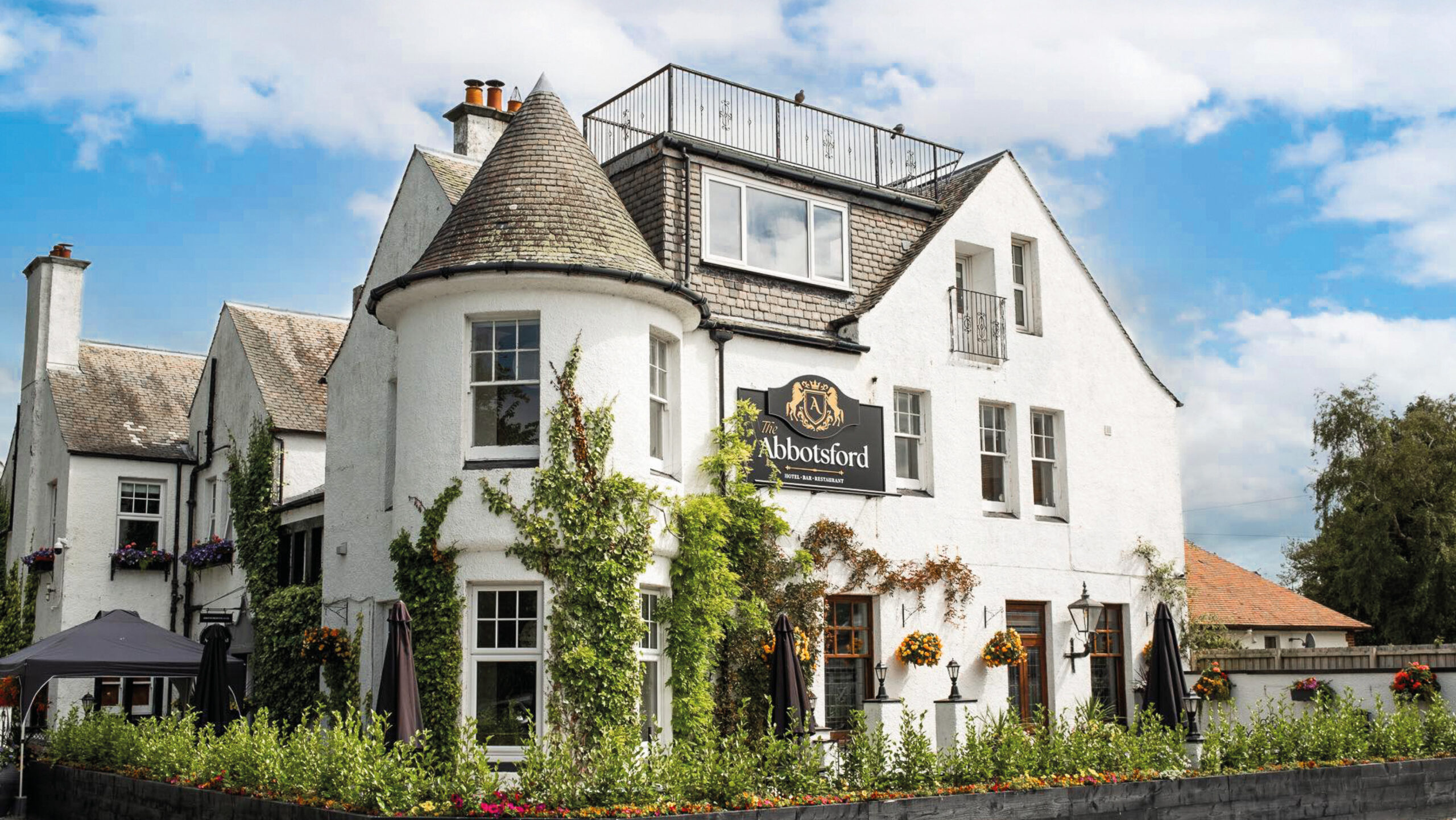 Win a golf getaway at The Abbotsford Hotel