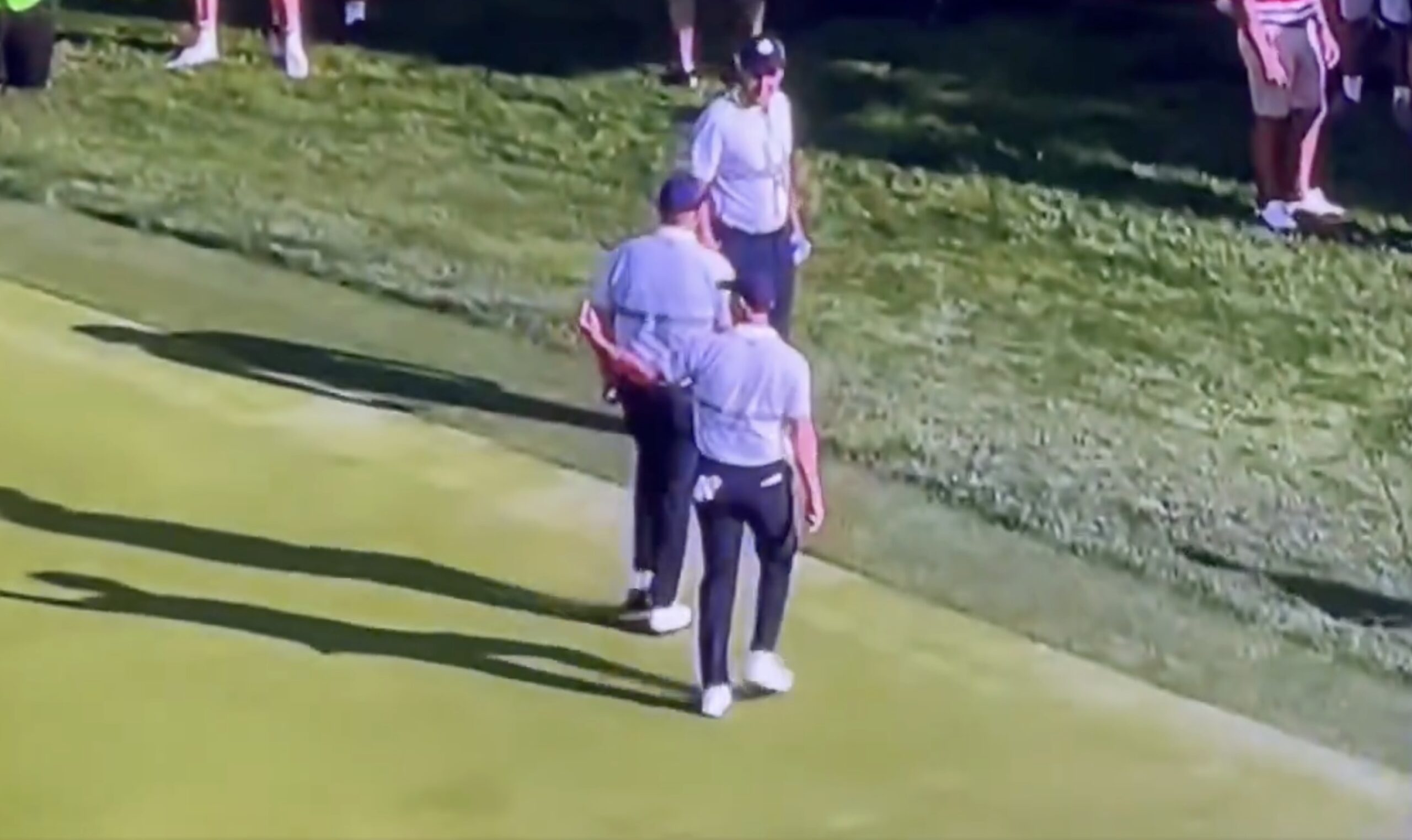 Rory McIlroy appears to flip off heckler as Ryder Cup heats up