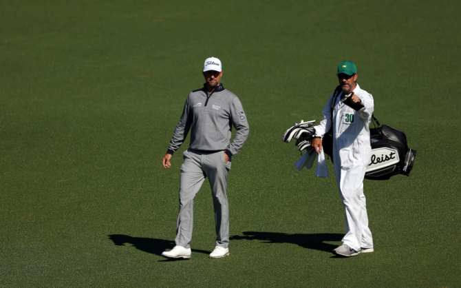 PGA Tour caddie split